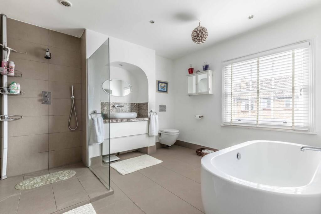 Windsor Town Centre Victorian Townhouse Sleeps 6 Villa Екстериор снимка