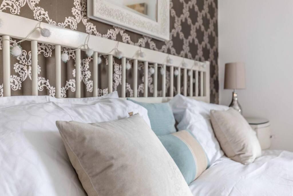 Windsor Town Centre Victorian Townhouse Sleeps 6 Villa Екстериор снимка